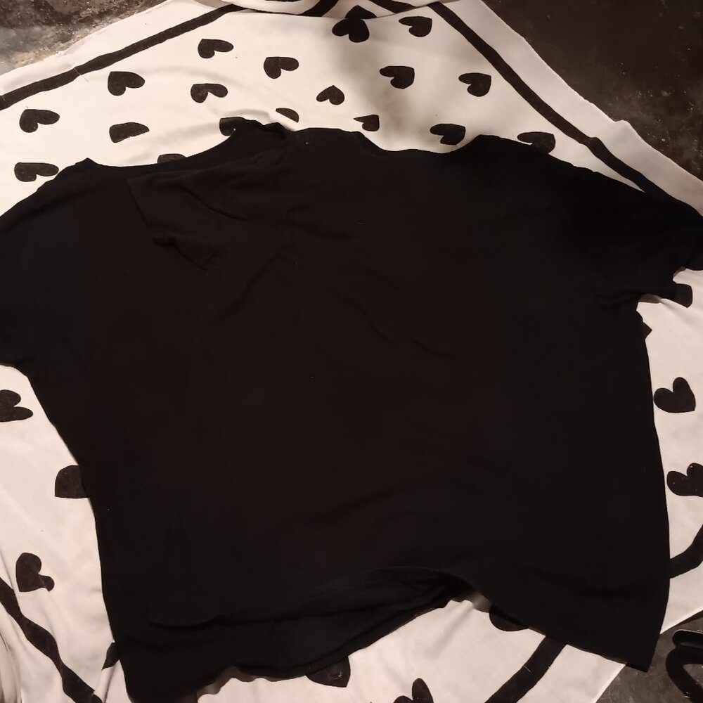 two plain Gildan (46-48) shirts